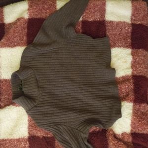 Mocha cropped top